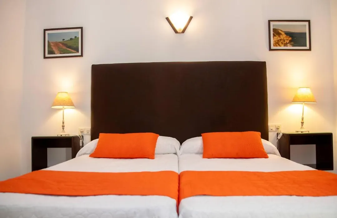 Hostal El Capi-1