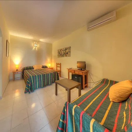 Hostal Alhambra-3